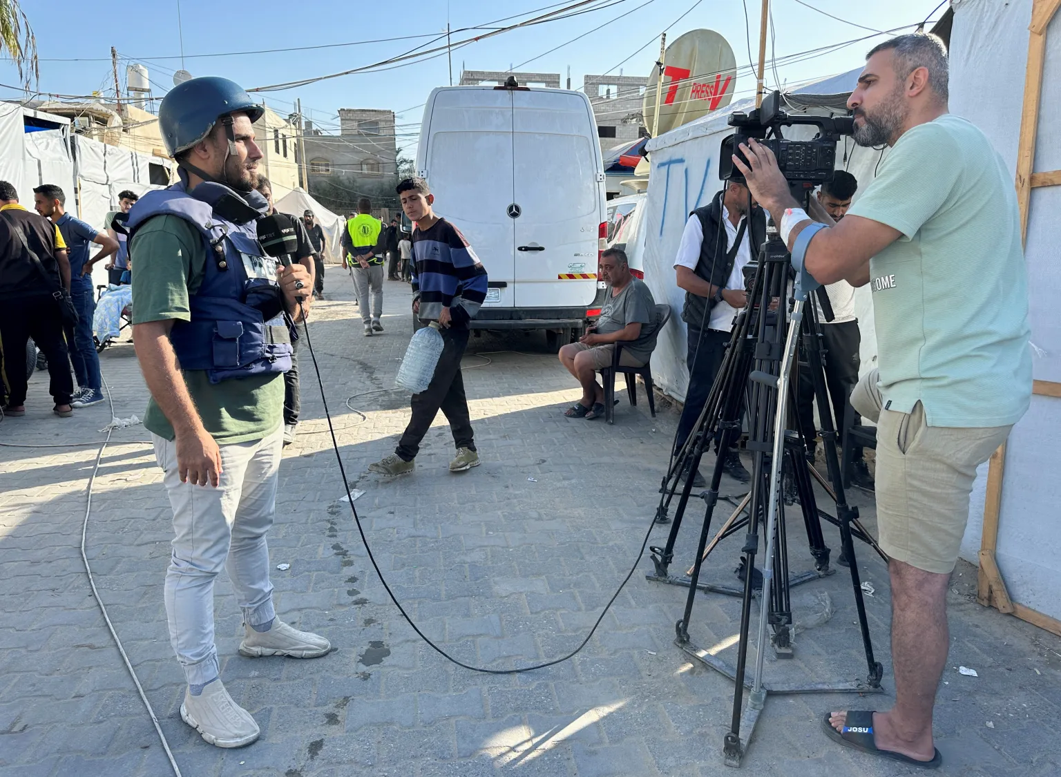 Media organizations urge Israel to open access to Gaza